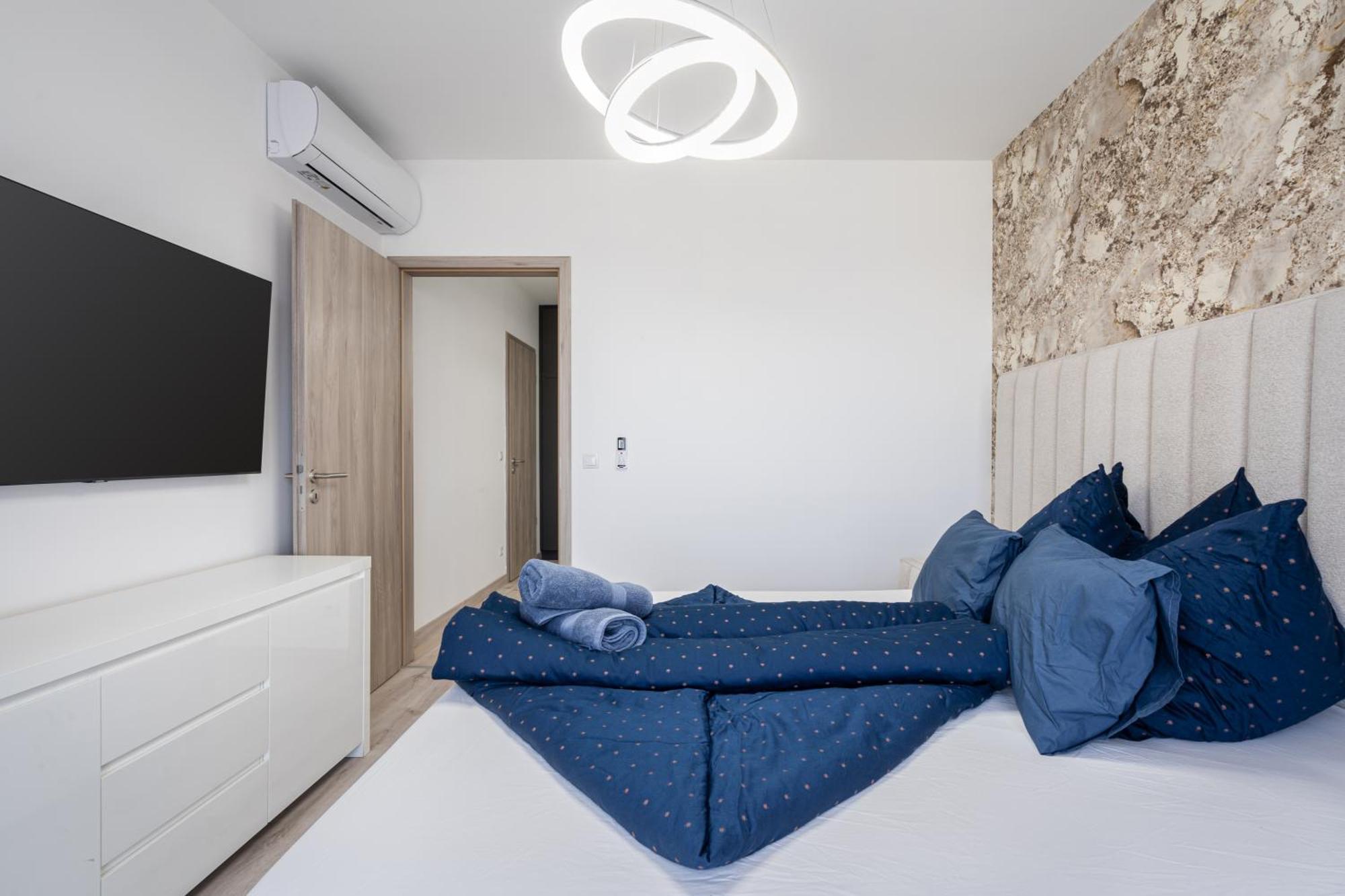 Heart Of Budapest Luxury Apartment With Amazing View Room photo